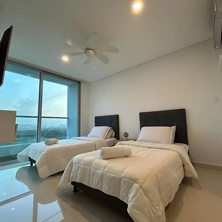 Apartamento De Playa Y Piscina *