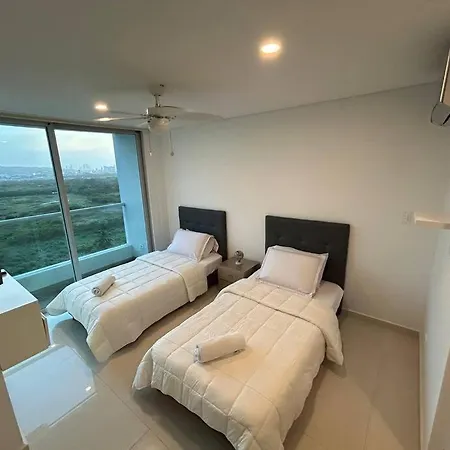 Apartamento De Playa Y Piscina